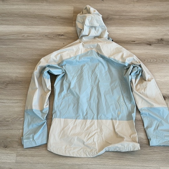 Adidas Terrex Xploric Rain RDY Hiking Jacket - Men's small - Picture 13 of 13